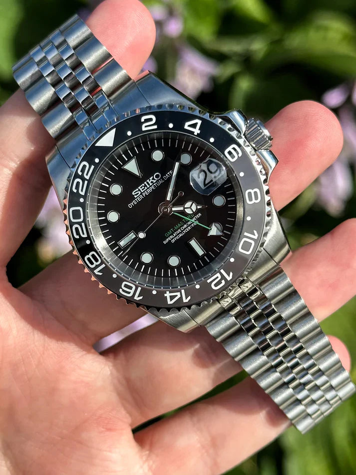 Gmteiko™ | Men’s Bruce Wayne GMT Watch