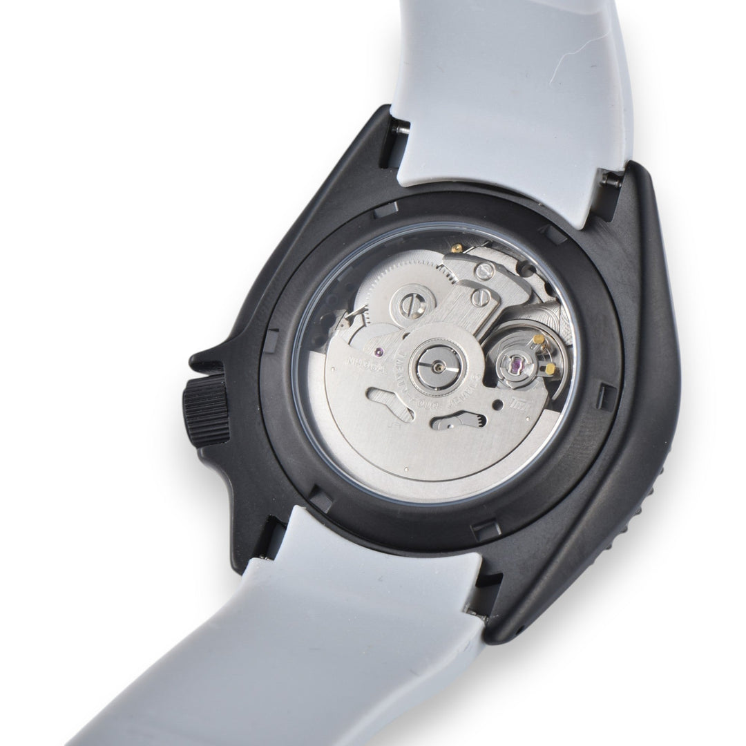 Vega™ | Men’s Gray SKX07 Watch