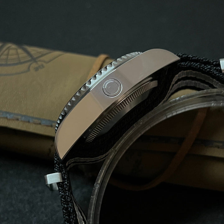 Valor™ | Men’s Custom Vintage GMT Watch