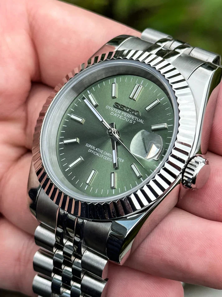 Seikojust™ | Men’s Mint Green Watch