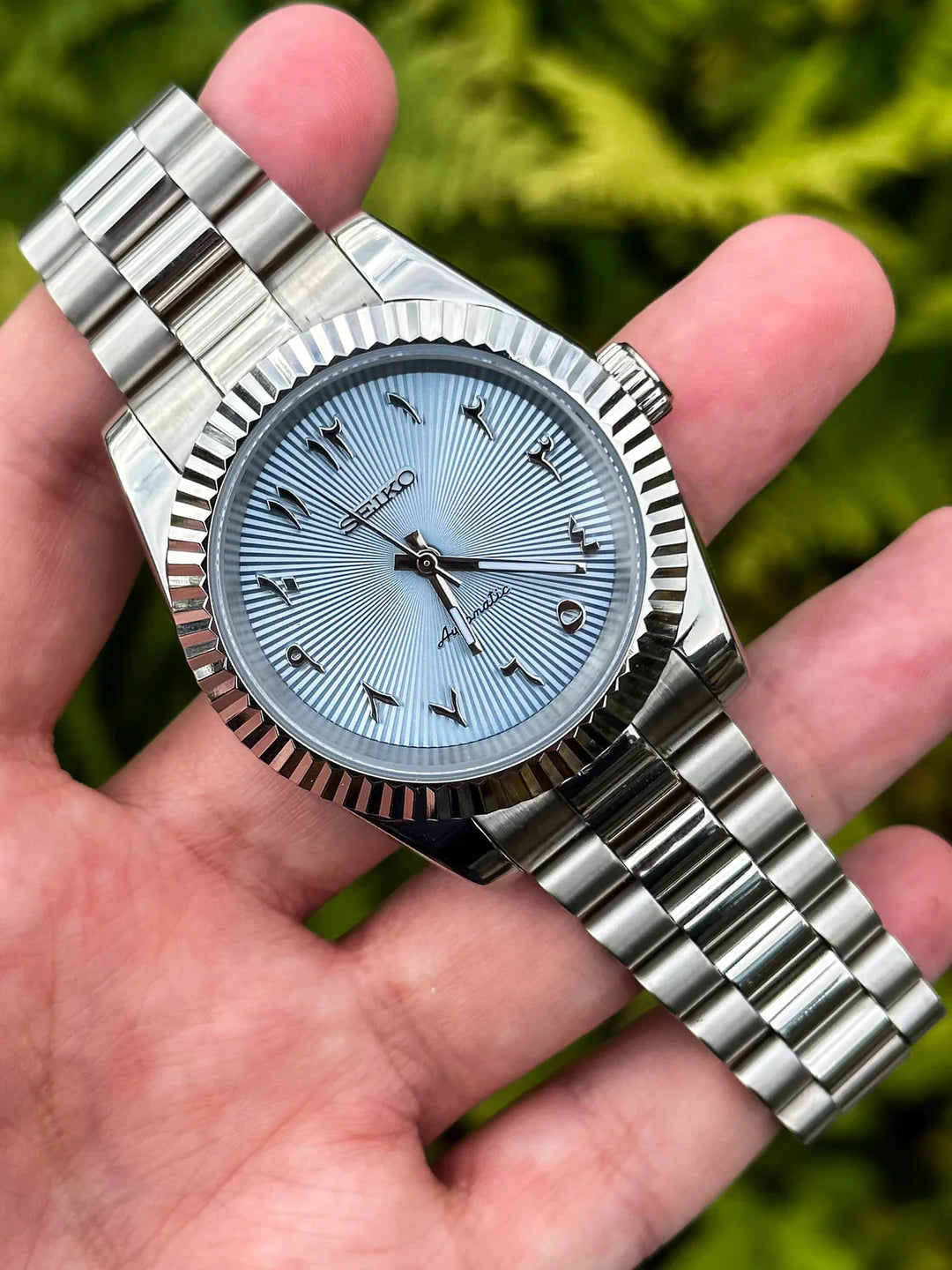 Leo™ | Men’s Ice Blue Watch